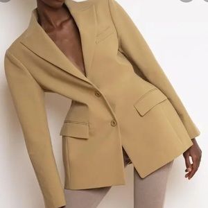 Frankie Shop Hourglass Blazer.